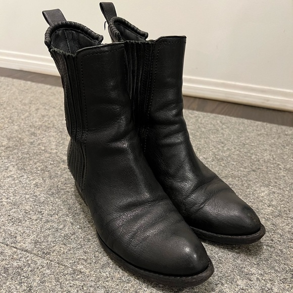 Alexander Wang Anouck Chelsea Boot Silver Size 5 - Picture 3 of 14